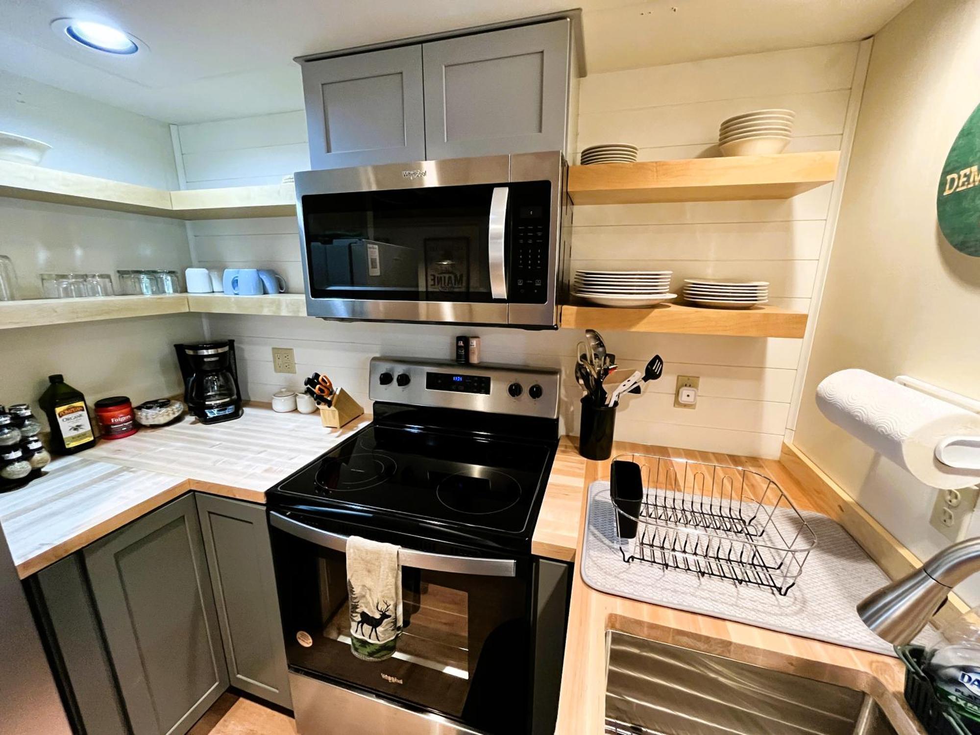 Newly Renovated & Furnished Condo, Only 3 Min To Sunday River! Bethel Eksteriør billede